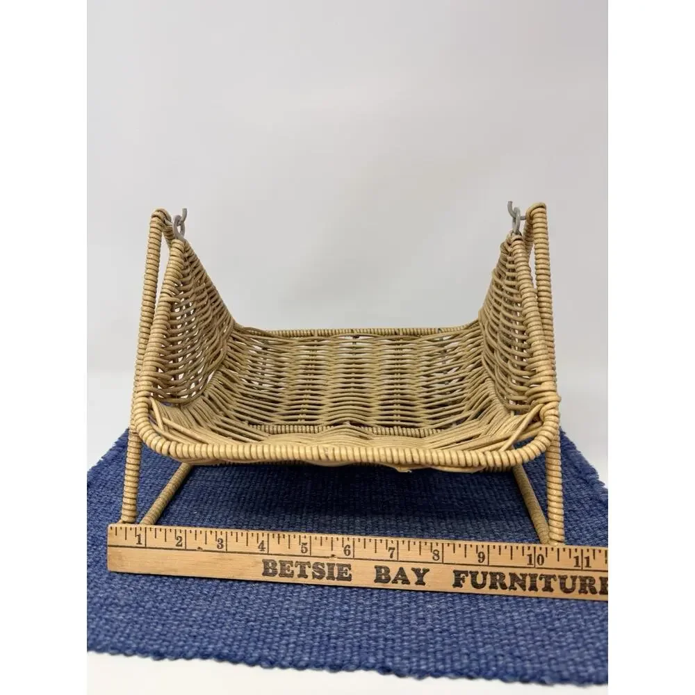 Wicker Wire Rocking Fruit Basket Banana Snack Swinging Hammock